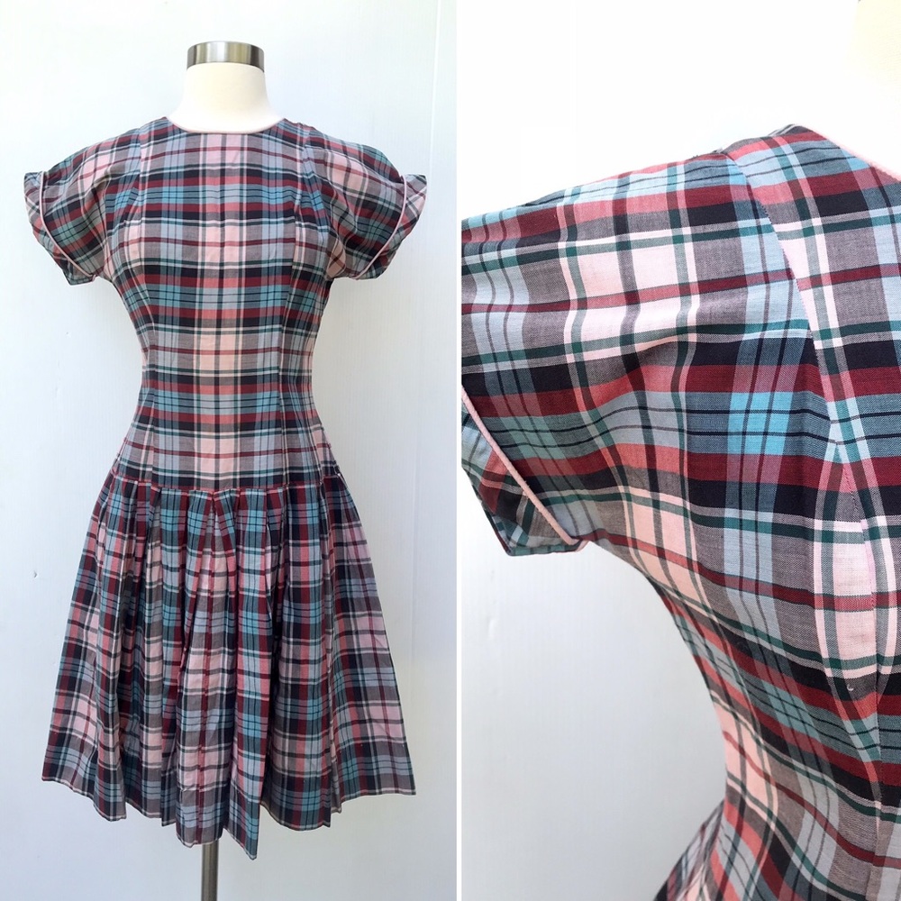 Vintage 40’s plaid cotton short sleeve drop waist dress